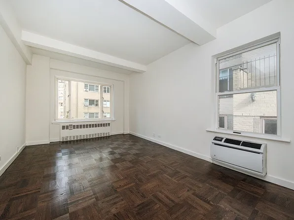 35 East 35th Street image 25 of 31