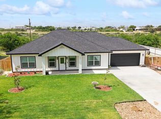 204 Shadow Mountain Dr, Del Rio, TX 78840