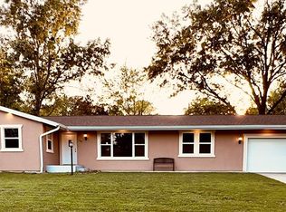 138 Carriage Dr, Brookfield, MO 64628