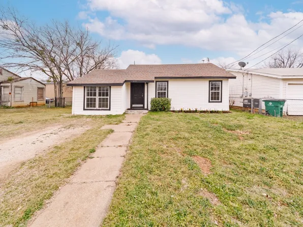 312 N Jack St, Jacksboro, TX 76458