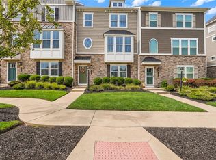 822 Theda Dori St, Cranberry Township, PA 16066