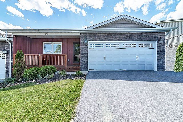 1st image of 101 Weeping Willow Dr