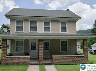 4063 Forest Inn Rd, Aquashicola, PA 18012