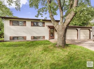 51 Hubbard Way, Montgomery, IL 60538