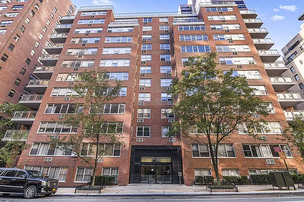 Sold by Corcoran | media 6