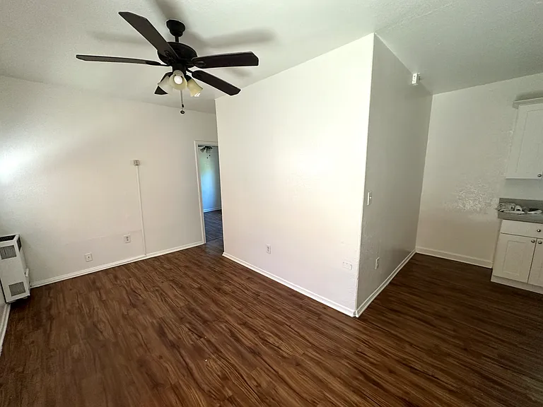 1033 Hoffman Ave #12 — Photo 25