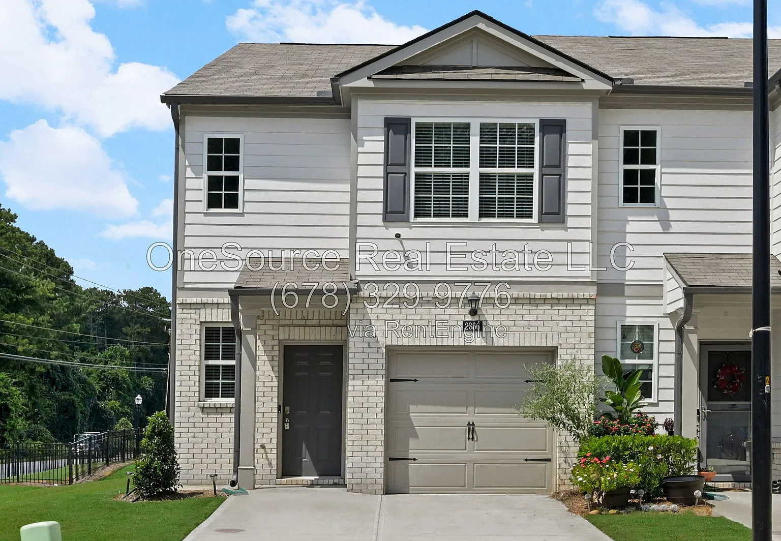 3 bed, 2.0 bath, 1554 sqft, $2,100 — Photo 1