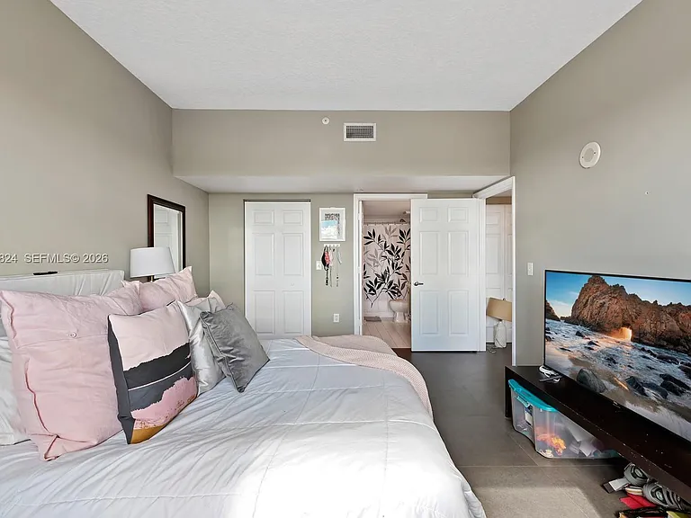 3000 Coral Way #416 — Photo 10