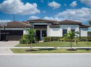 18960 SW 136th Ct, Miami, FL 33177