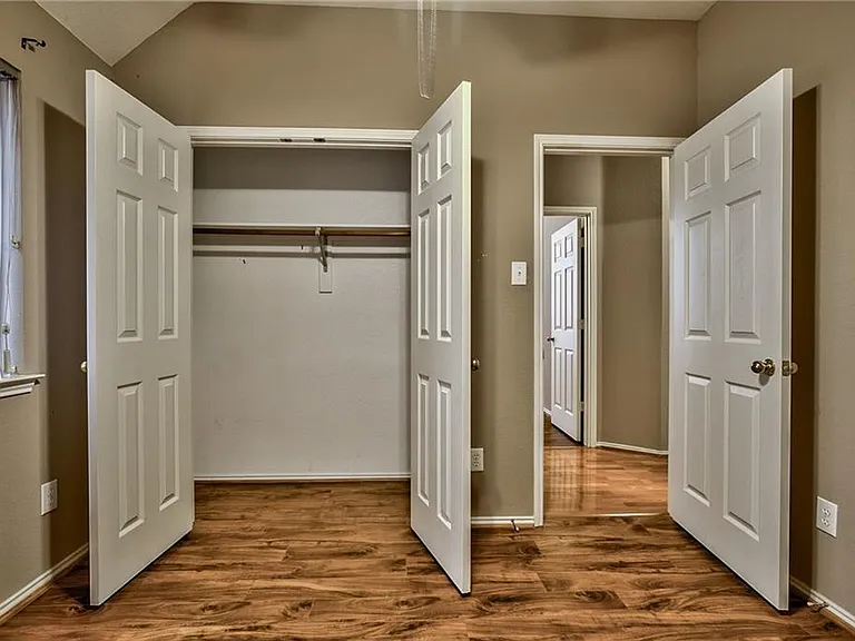 3016 Afton Ridge Dr — Photo 6