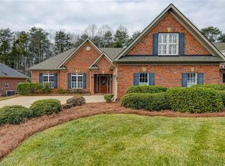 4220 Prestwick Xing, Winston Salem, NC 27106