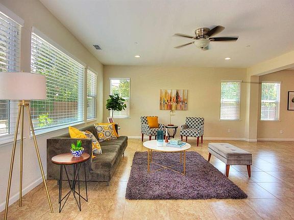 5th image of 789 N San Marcos Dr