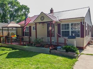 1010 Geraldine Ave, Urbana, IL 61801