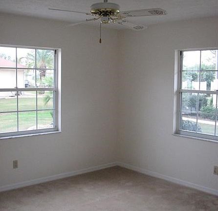 5th image of 314 Stoneham Dr