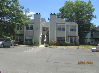 215 Meadow Ridge Rd #215, Absecon, NJ 08205