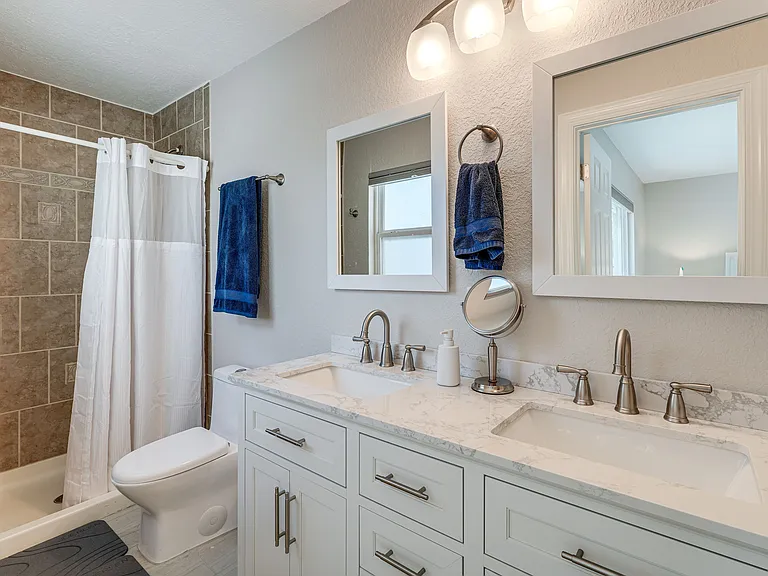 1203 Bay Palm Blvd — Photo 13