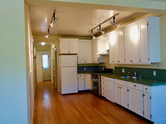 5th image of 306 Chattanooga St