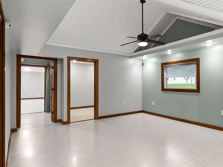 10519 Bridgewood Dr — Photo 10