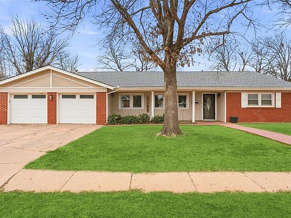 2nd image of 213 Mockingbird Dr S