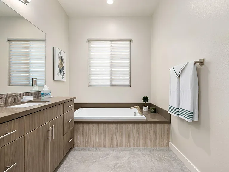 502 Retreat Cir — Photo 27