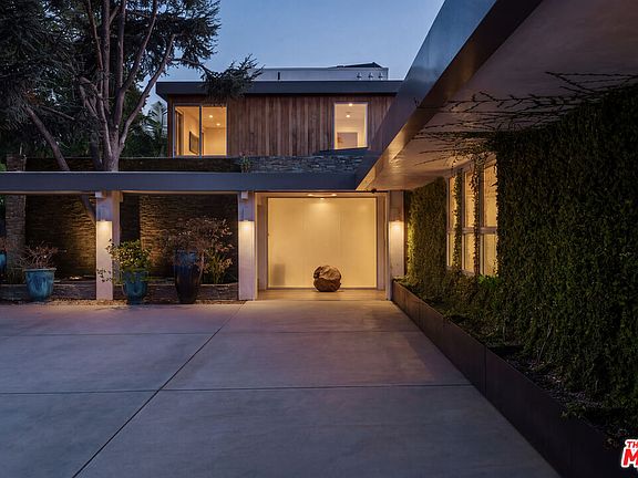3rd image of 2644 Eden Pl