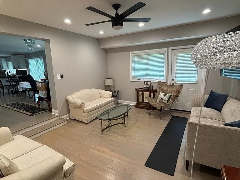 130 Birchwood Rd — Photo 3