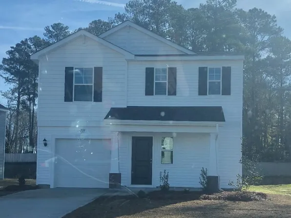 739 Conductor Court, Vass, NC 28394