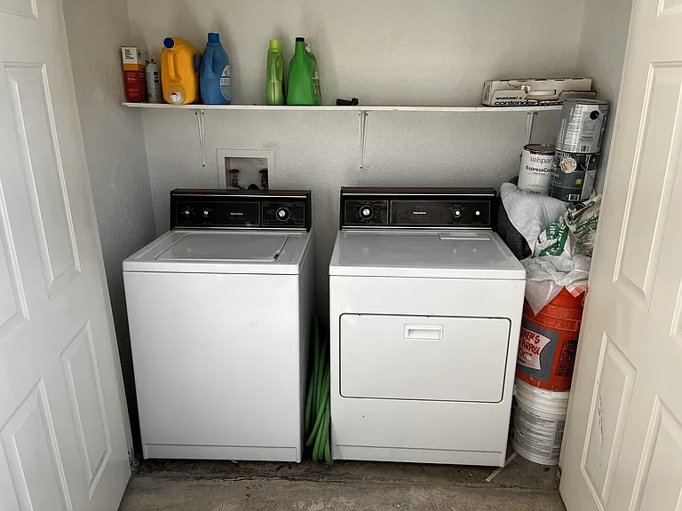 2701 E Mesquite Ave #E25 — Photo 15