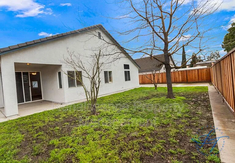 1539 Abrew Way — Photo 32