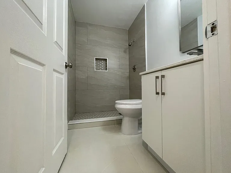 1630 Zenith Way #1630 — Photo 31