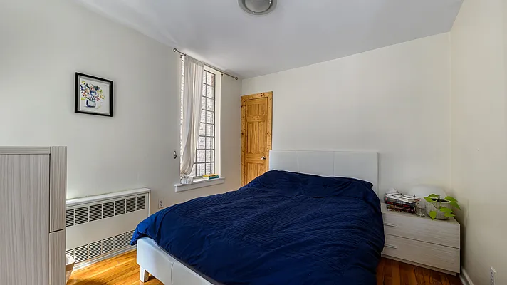 Rented by Compass | media 10