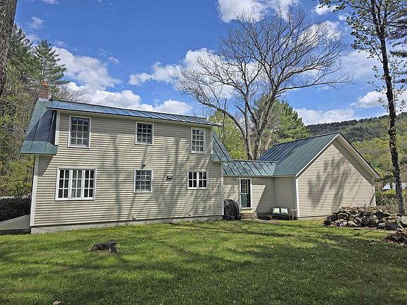 5th image of 383 South Wardsboro Road