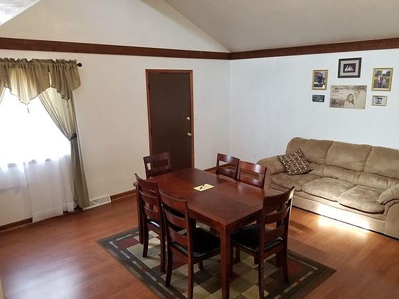 5th image of 1520 Glenwood Cir SE