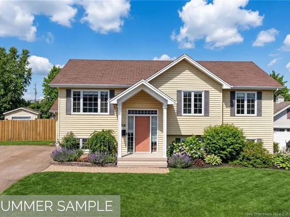 87 Fidele Ct, Dieppe, NB E1A 0C9