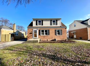 521 N Maple St, Mount Prospect, IL 60056