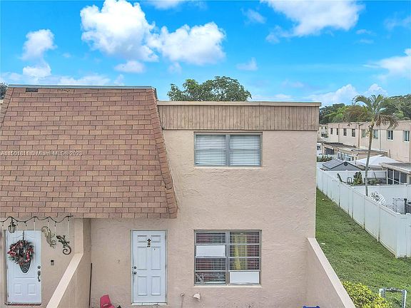 2nd image of 8095 Margate Blvd #H
