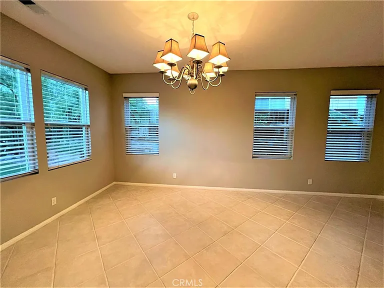 31142 Sunningdale Dr — Photo 7