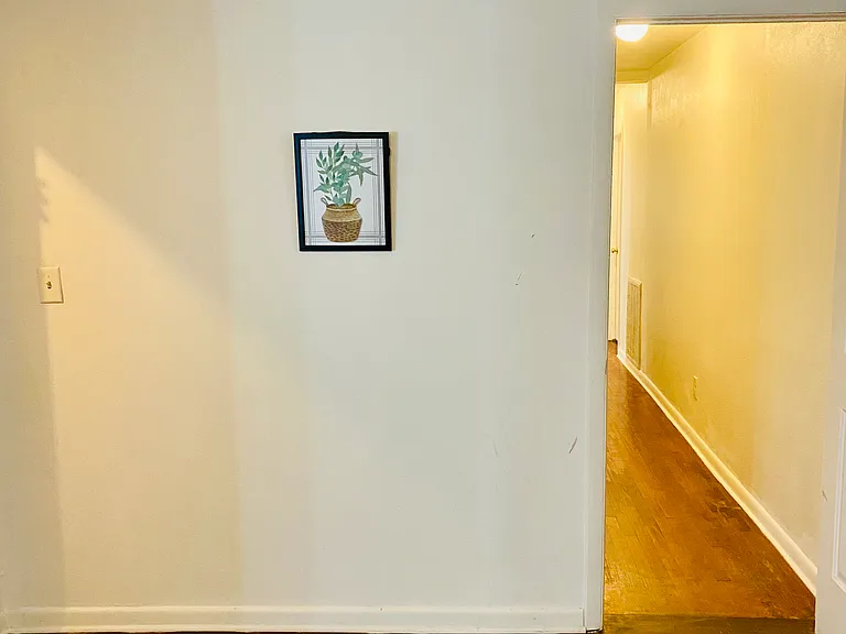 18 NW 26th St — Photo 12