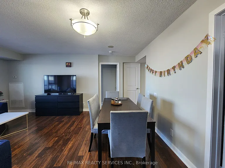 25 Town Centre Ct #1002 — Photo 10