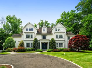 47 Shagbark Dr, New Canaan, CT 06840