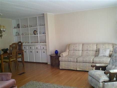 4th image of 82233 G St #233