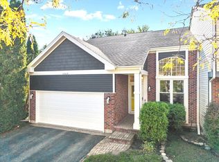 1949 Barnhill Dr, Mundelein, IL 60060