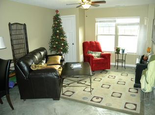 634 Ontario St SE #3, Minneapolis, MN 55414