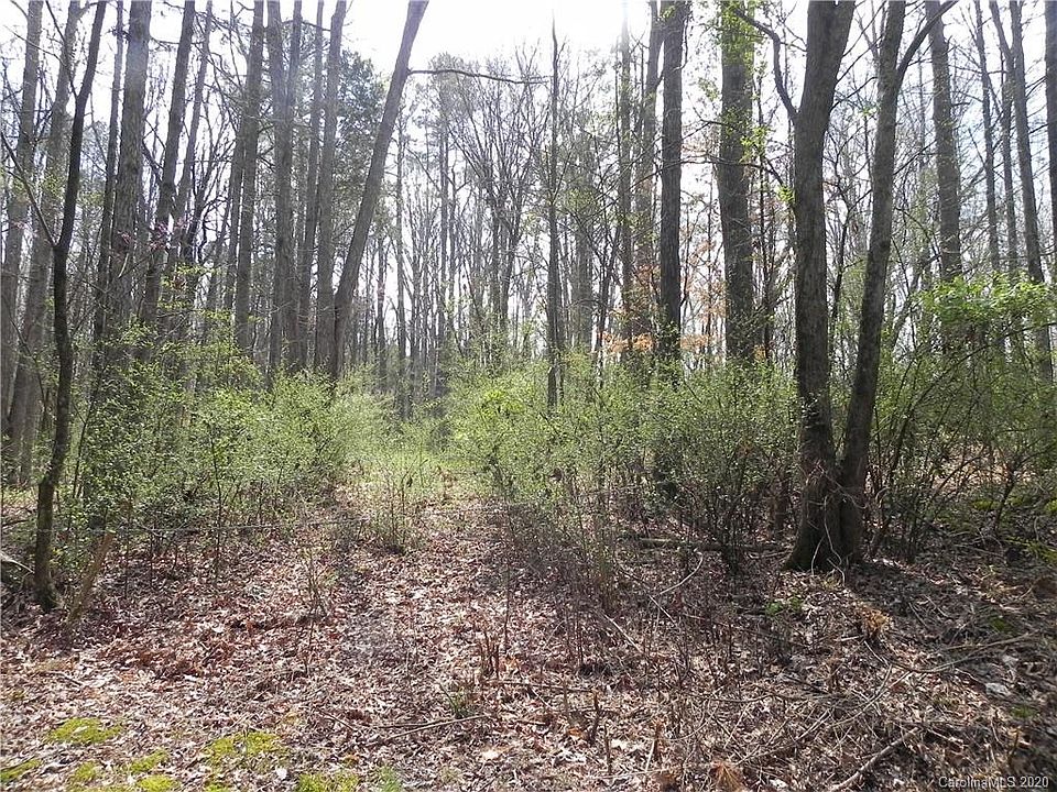 2nd image of 15318 Marshall Hooks Rd