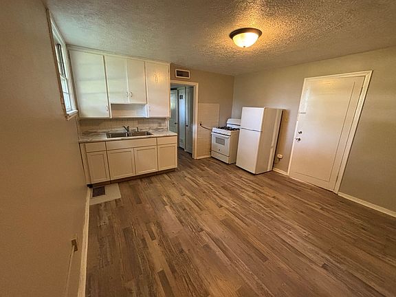 2nd image of 4001 Orleans Ave #5