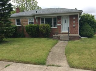 25955 Koontz St, Roseville, MI 48066