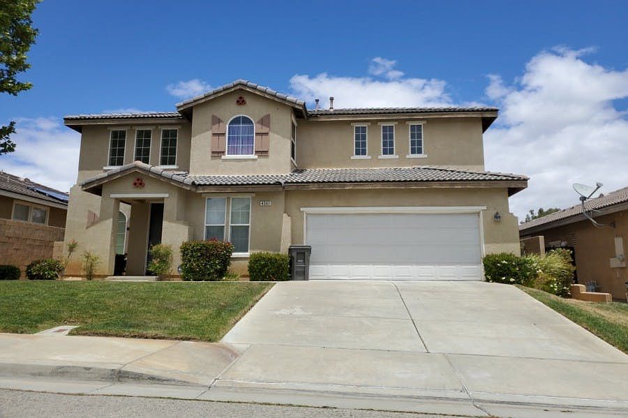 1st image of 4361 Club Vista Dr