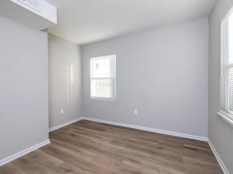 Blacklark Apartments — Photo 17