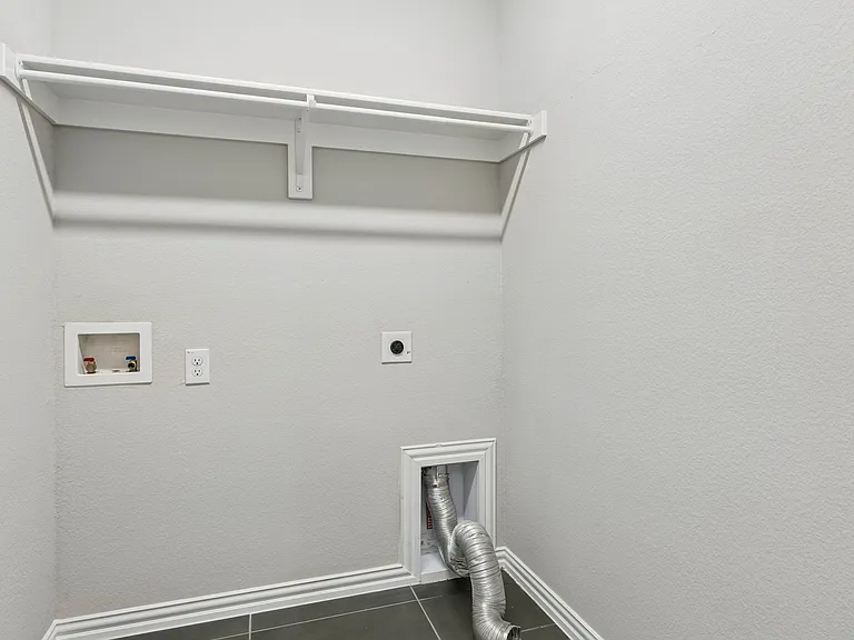 1104 Milfoil Dr — Photo 23