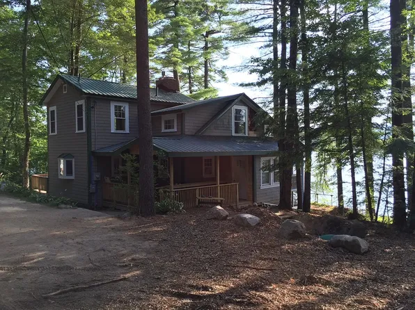532 Brackett Rd, Sanbornville, NH 03872